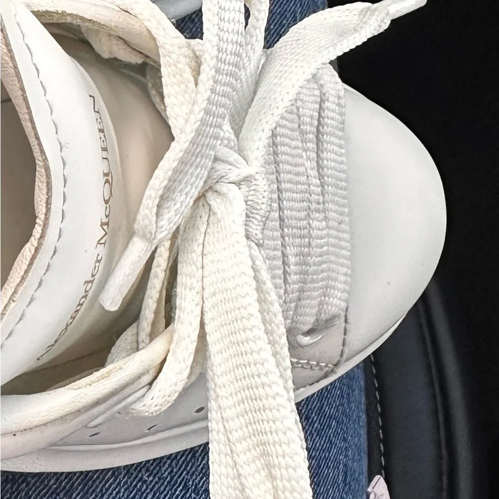 Alexander McQueen Woman Sneakers- Authentic - Picture 9 of 11